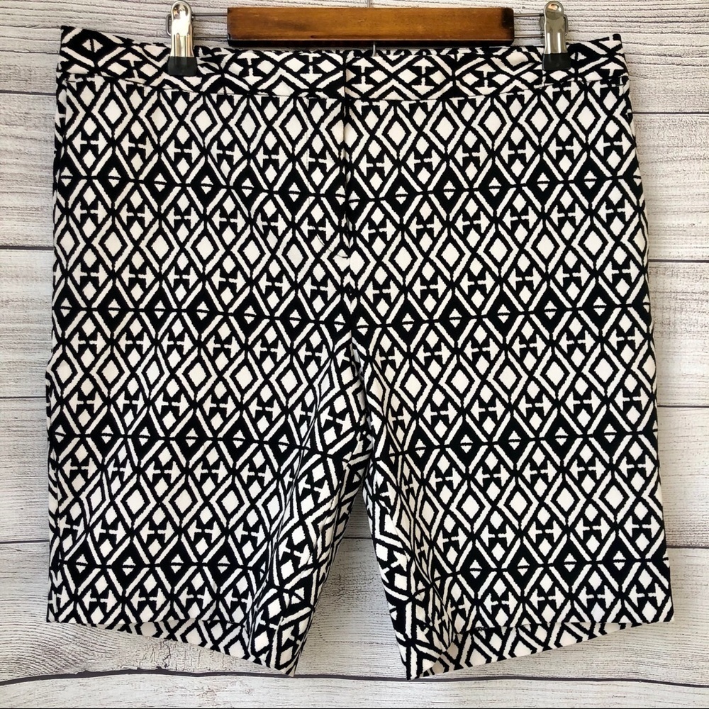 Mario Serrani Italy Shorts 14 Black White Geometric Diamond Print Stretch - Picture 3 of 9